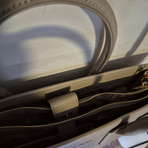 Anne Klein Large 3 Piece Tote Set Beige - Picture 7 of 9